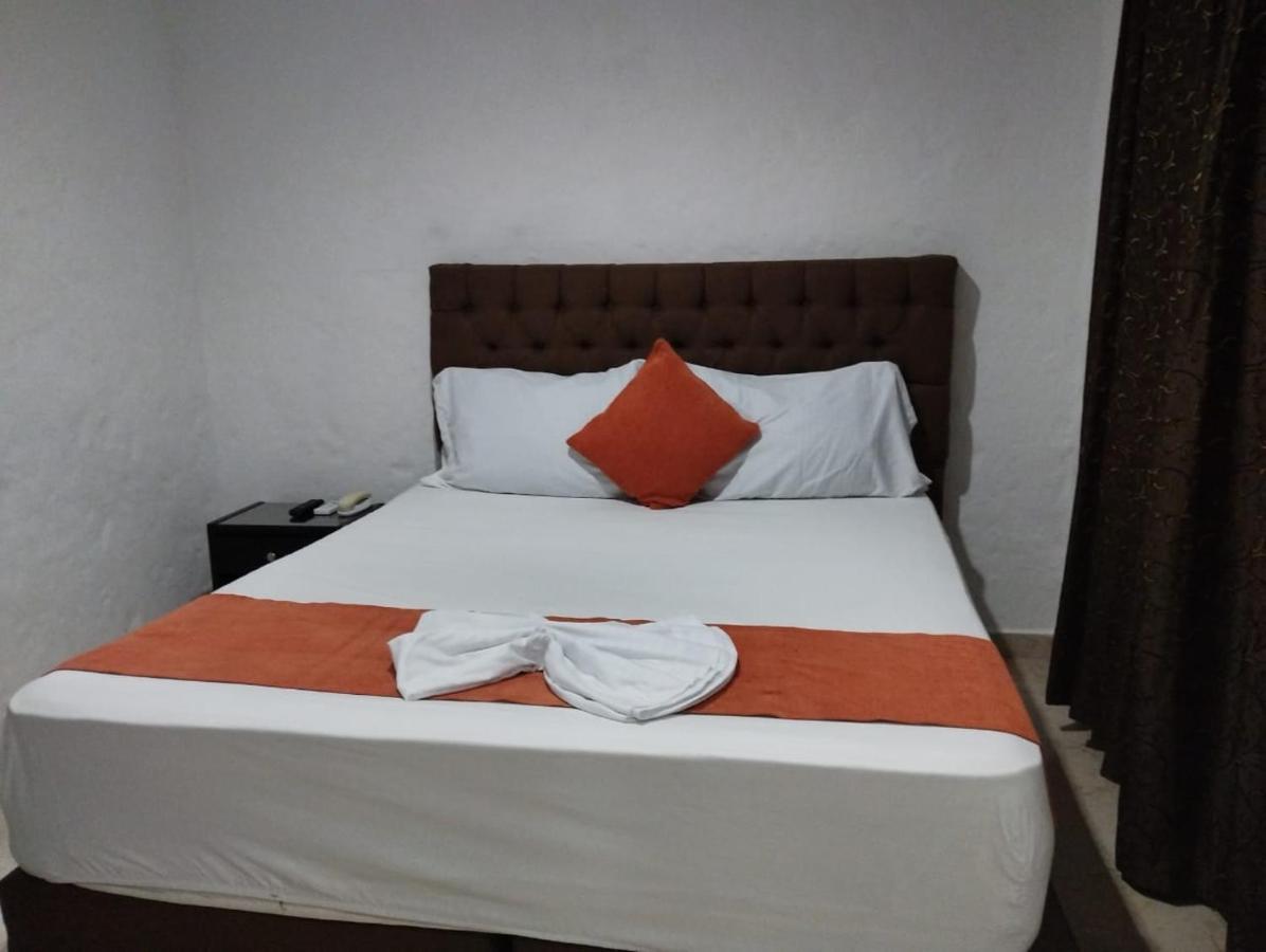Blue Star Hotel Melgar Ngoại thất bức ảnh