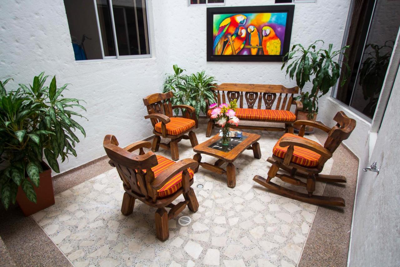 Blue Star Hotel Melgar Ngoại thất bức ảnh